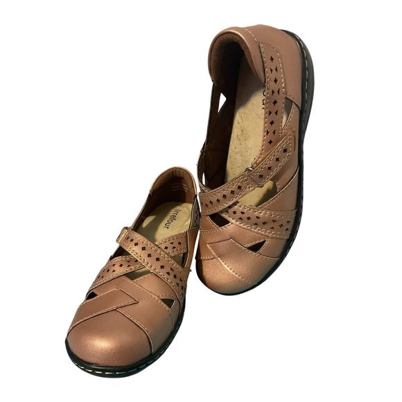Irrefour Comfort Shoes Flats Loafer Size 7 M NEW LEATHER - Picture 1 of 16